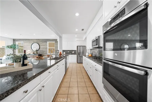 $1,128,888 | 11872 Confluence Drive, Jurupa Valley, CA 91752