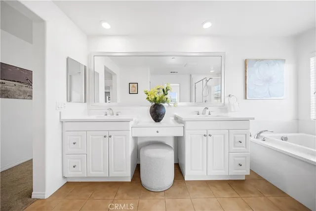 $1,128,888 | 11872 Confluence Drive, Jurupa Valley, CA 91752