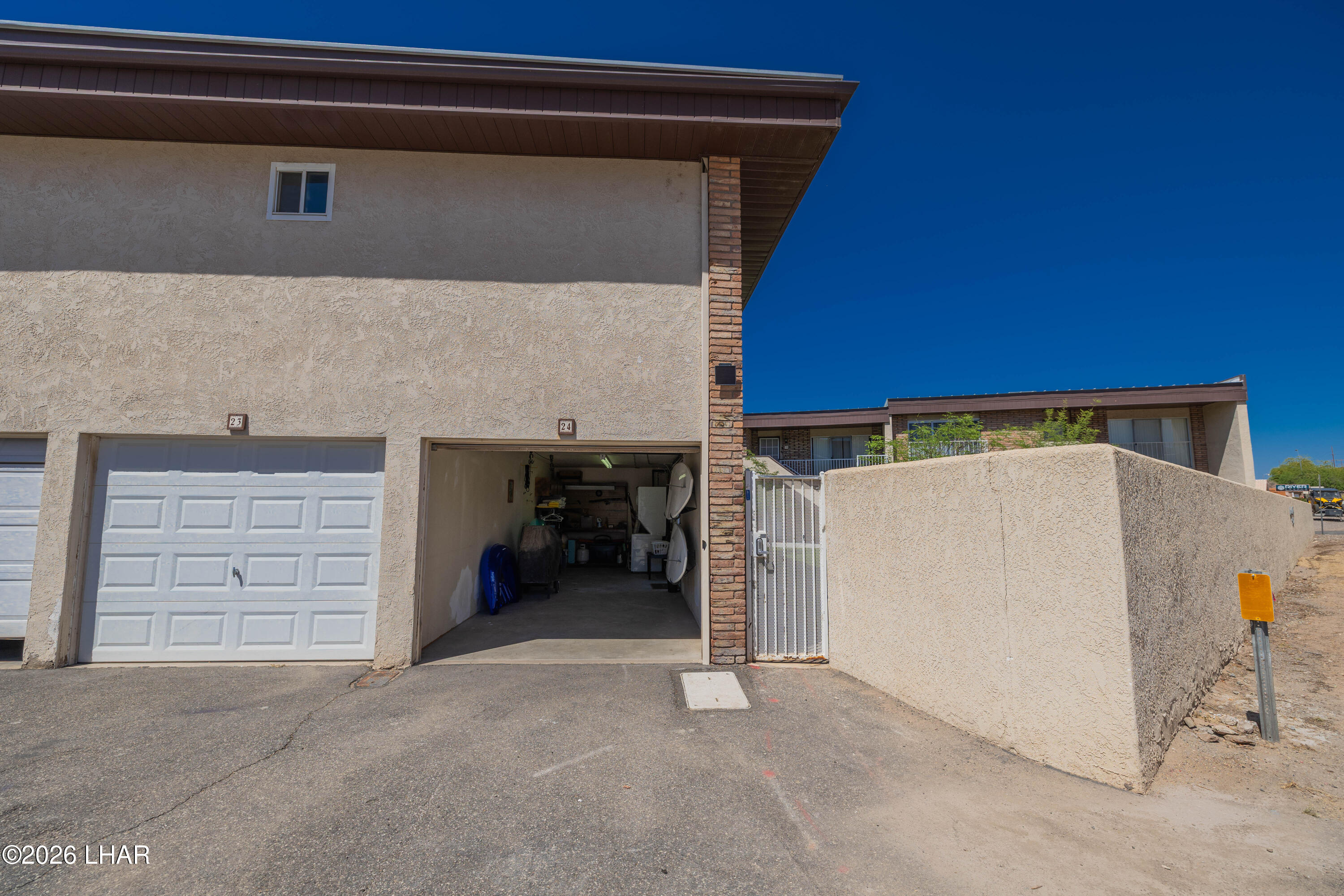 9170 Riverside Drive, Unit 24 Parker, AZ 85344 - Photo 3 of 31 F48A9917