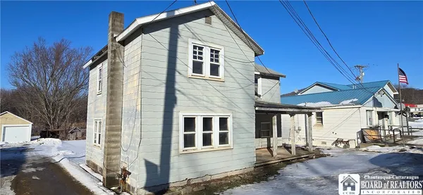 $27,900 | 18247 Highway 6, East Smethport, PA 16730