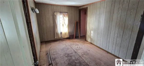 $27,900 | 18247 Highway 6, East Smethport, PA 16730