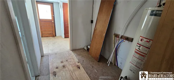 $27,900 | 18247 Highway 6, East Smethport, PA 16730