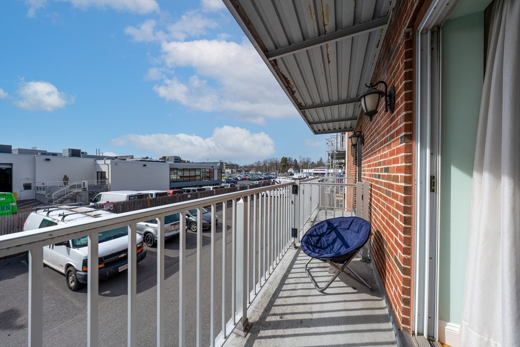 1186 Worcester Road, Unit 521 Framingham, MA 01702 - Photo 13 of 16