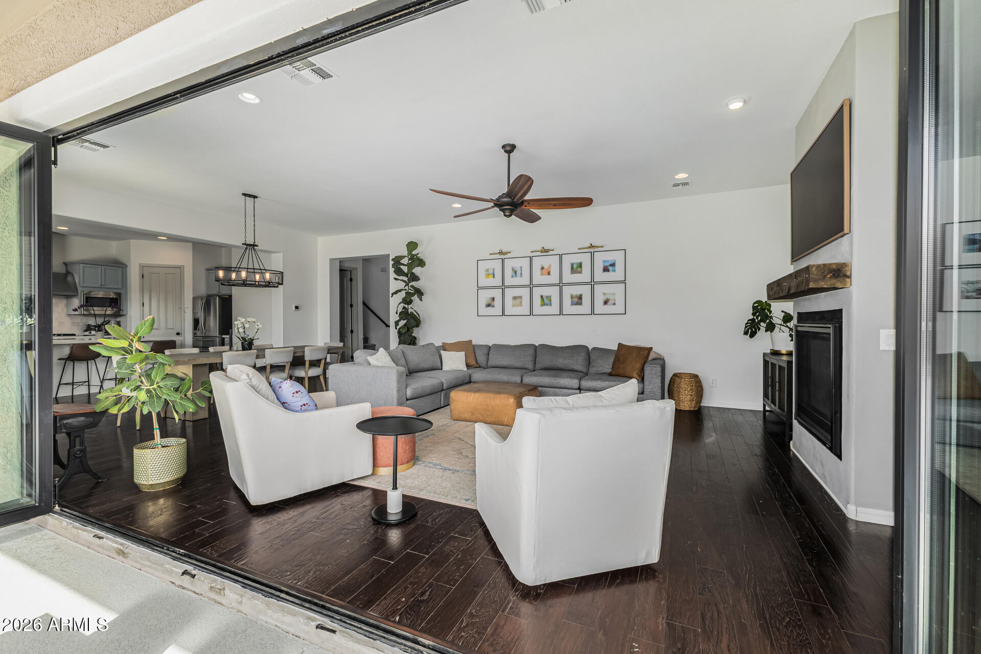 4724 Rhodium Lane Mesa, AZ 85212 - Photo 9 of 91 16 Rhodium