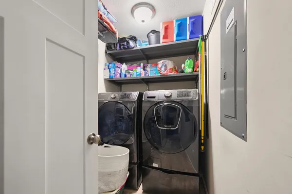 $198,000 | 211 Westwind Lane, Lawrenceburg, IN 47025