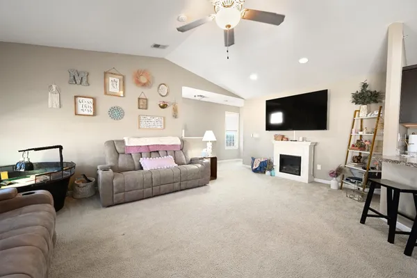 $198,000 | 211 Westwind Lane, Lawrenceburg, IN 47025