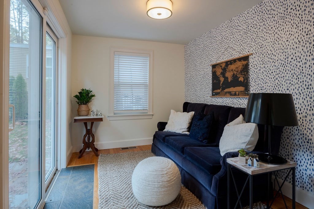 6 Ledgewood Road Boston, MA 02132 - Photo 8 of 22 Gallery Image 8
