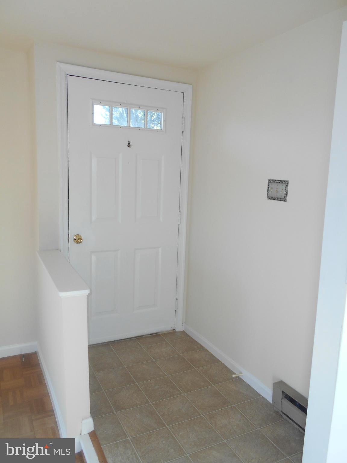 5432 Moose Lodge Road Cambridge, MD 21613 - Photo 2 of 23 Living Room
