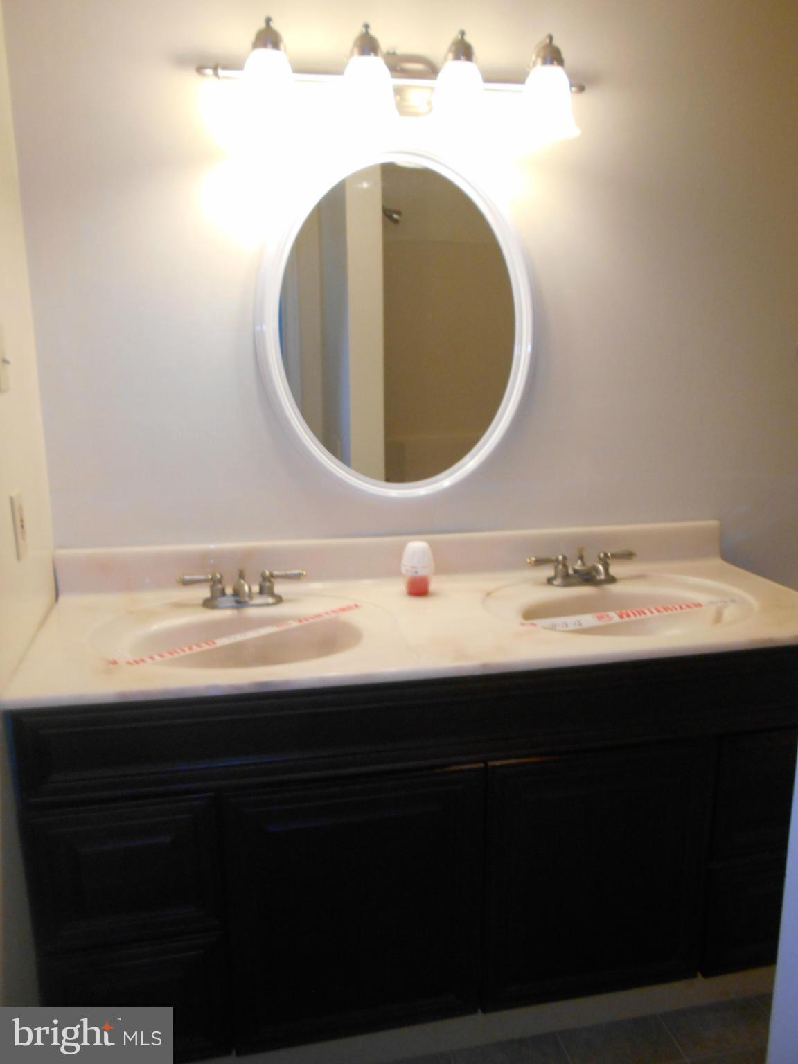 5432 Moose Lodge Road Cambridge, MD 21613 - Photo 14 of 23 Bath (Master)