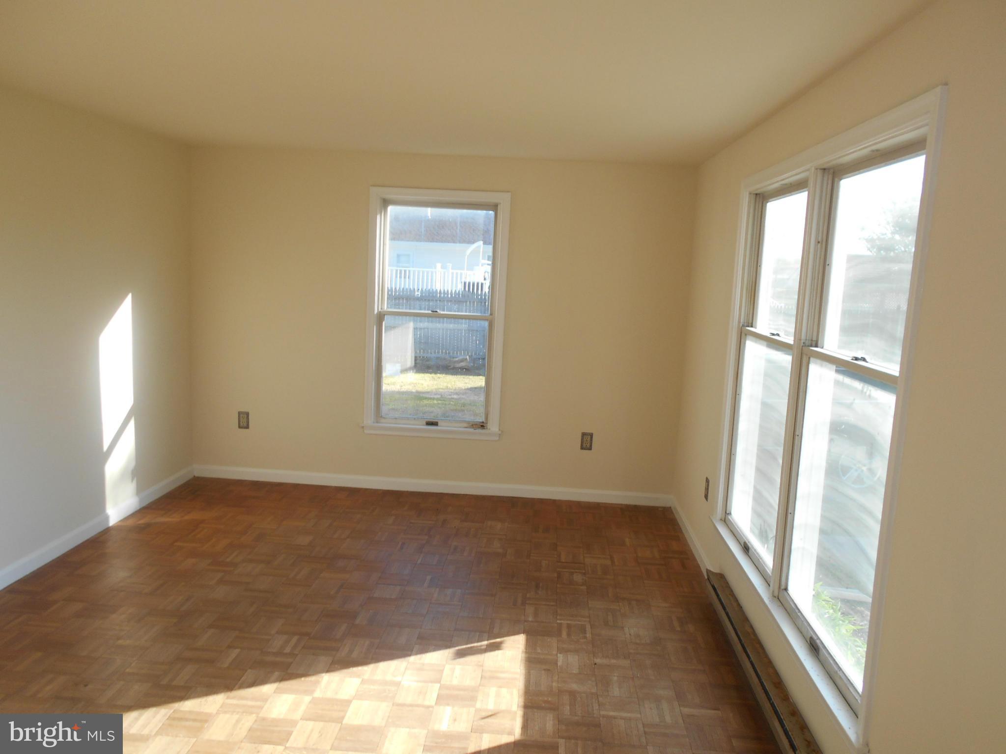 5432 Moose Lodge Road Cambridge, MD 21613 - Photo 3 of 23 Living Room