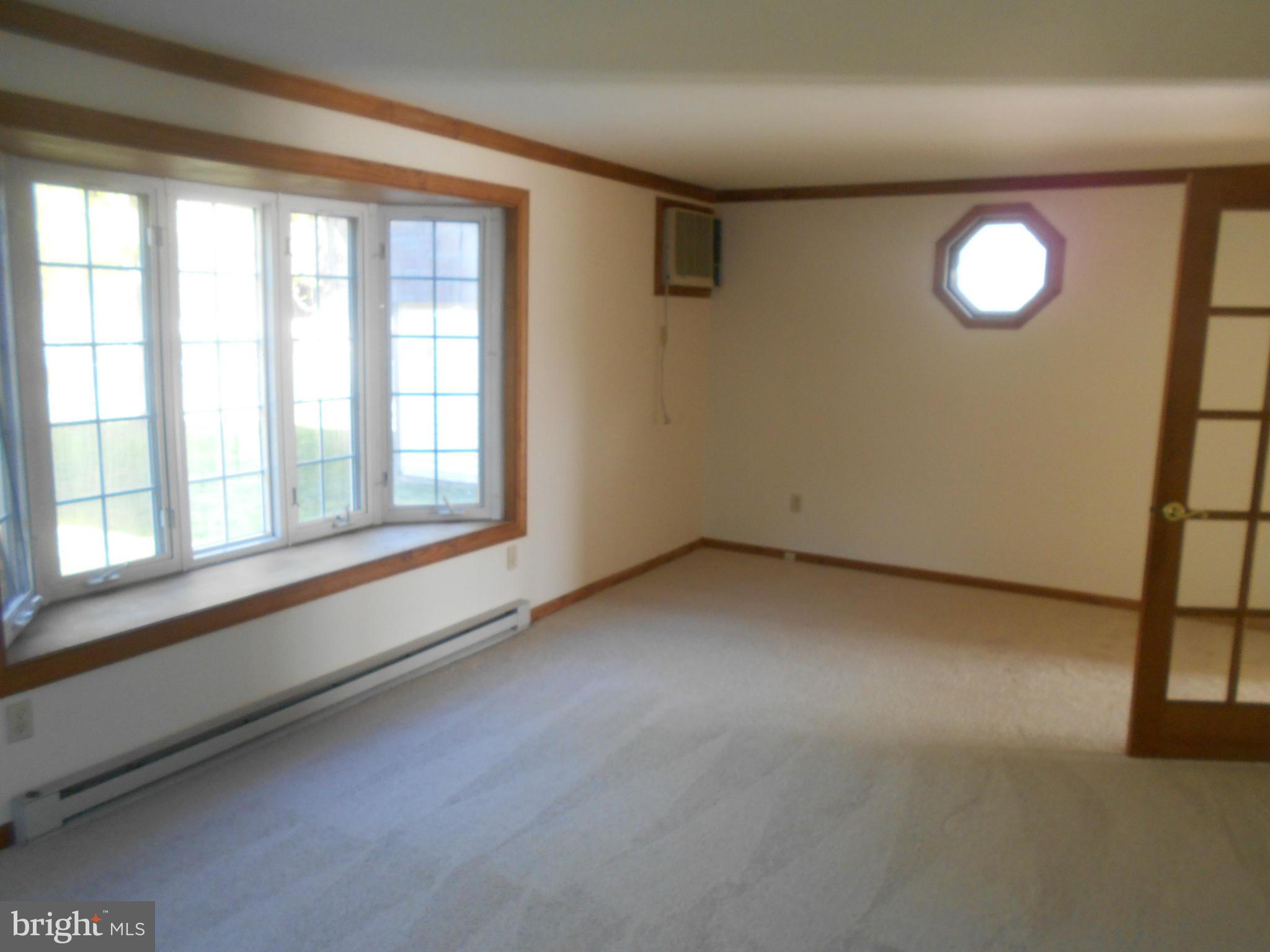 5432 Moose Lodge Road Cambridge, MD 21613 - Photo 8 of 23 Family Room