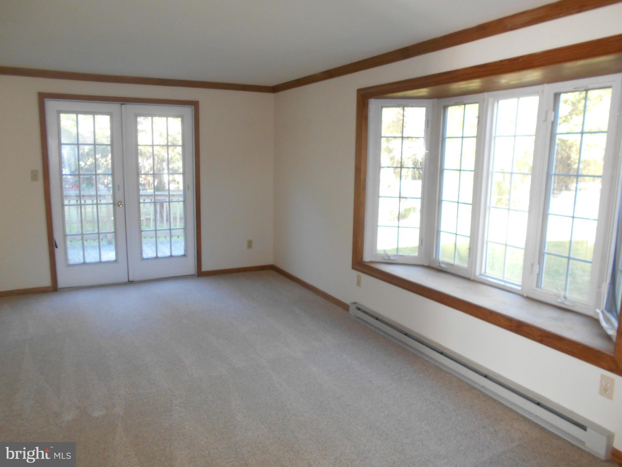 5432 Moose Lodge Road Cambridge, MD 21613 - Photo 9 of 23 Family Room