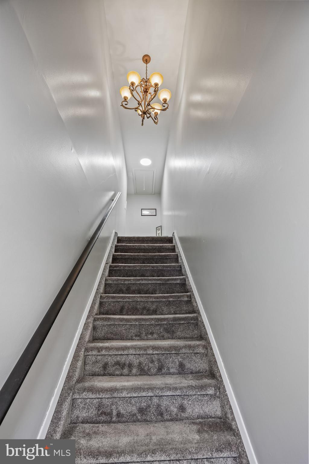 1475 Mt Holly Road, Unit L2 Beverly, NJ 08010 - Photo 3 of 28 Private Staircase