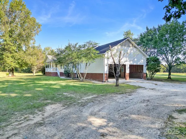 $700,000 | 2716 Camp Creek Road, Lancaster, SC 29720