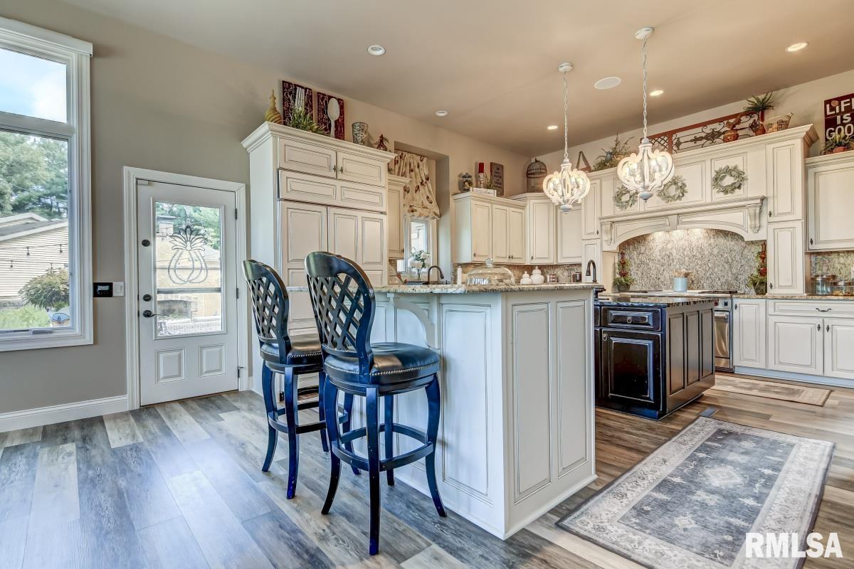 107 Linden Lane Springfield, IL 62712 - Photo 16 of 91 Gallery Image 16