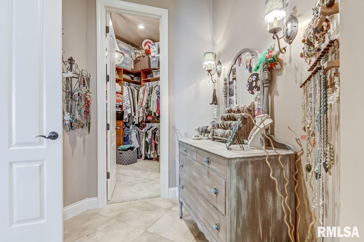 107 Linden Lane Springfield, IL 62712 - Photo 39 of 91 Gallery Image 39