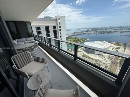 $1,700,000 | 159 Northeast 6th Street, Unit 4016, Miami, FL 33132