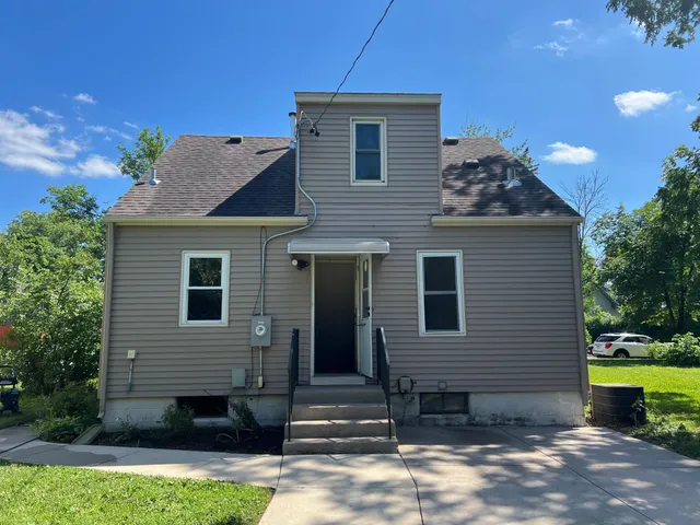 $194,900 | 3211 9th Street North, St. Cloud, MN 56303