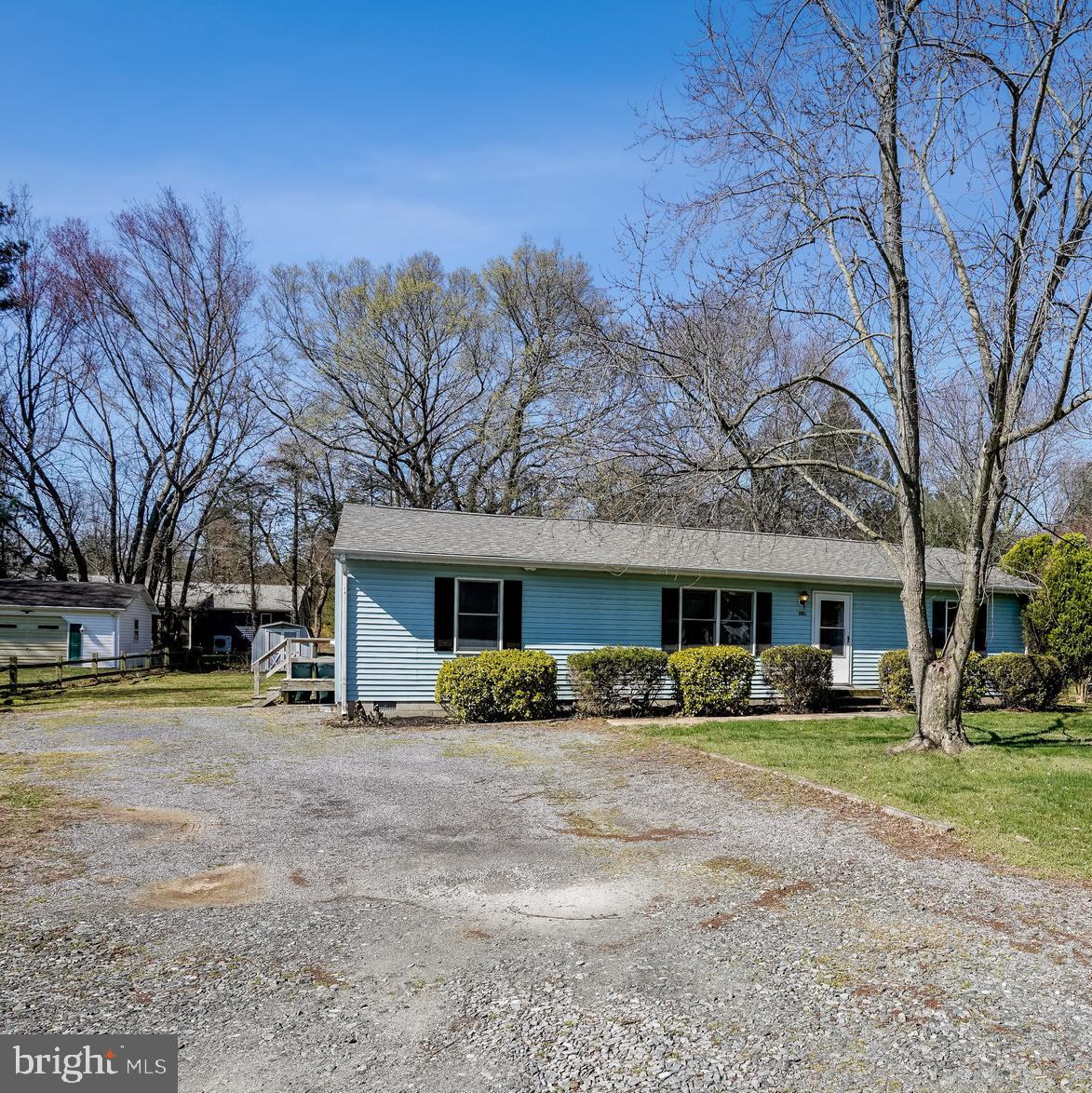 201 Farwell Road Chestertown, MD 21620 - Photo 2 of 31 Plenty of parking...boat?