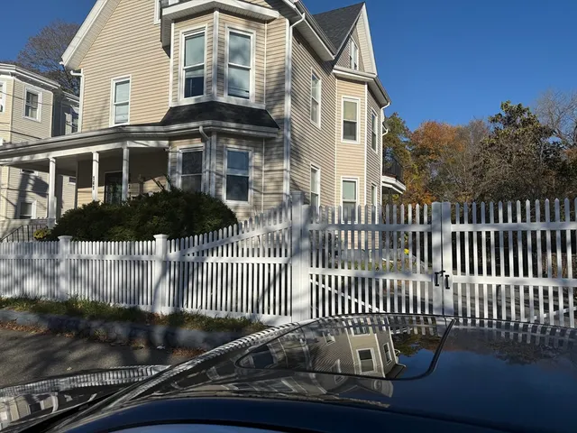 $3,000 | 141 Winthrop Street, Unit 1, Brockton, MA 02301