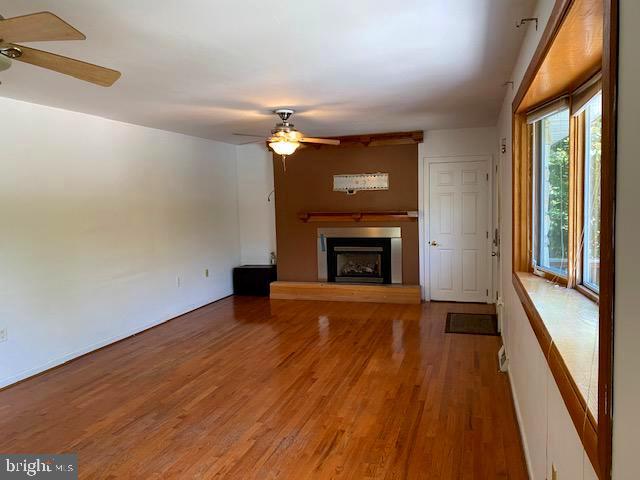 9 Creek Road Lumberton, NJ 08048 - Photo 9 of 26 Living Room Fireplace