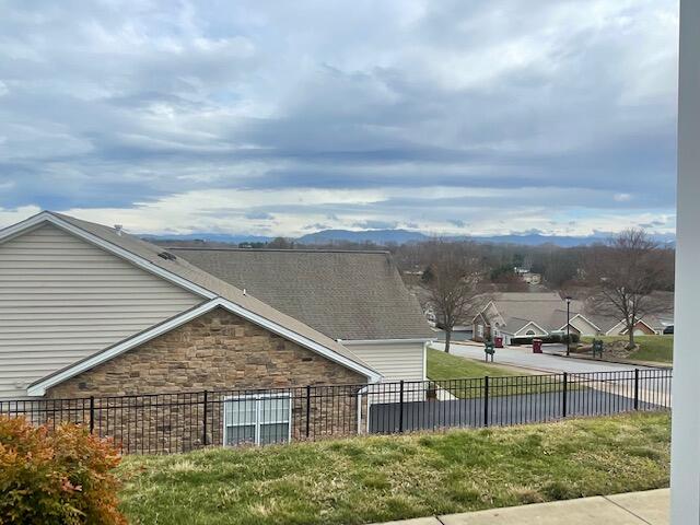376 Villa View Point Johnson City, TN 37604 - Photo 6 of 29 Yard