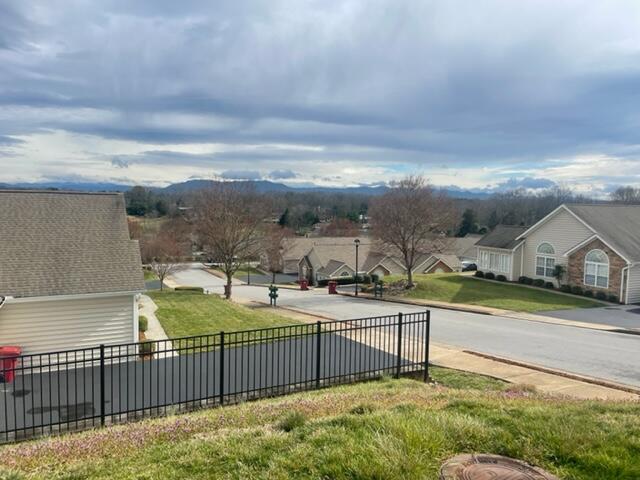 376 Villa View Point Johnson City, TN 37604 - Photo 7 of 29 Yard