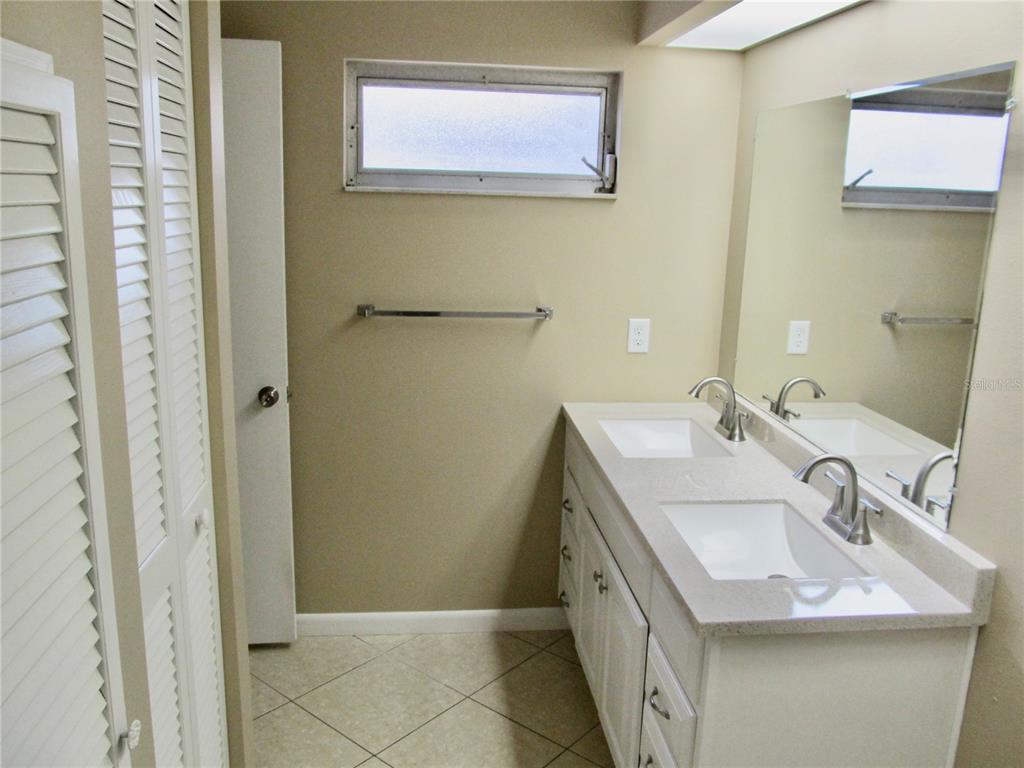 11275 90th Terrace Seminole, FL 33772 - Photo 10 of 15