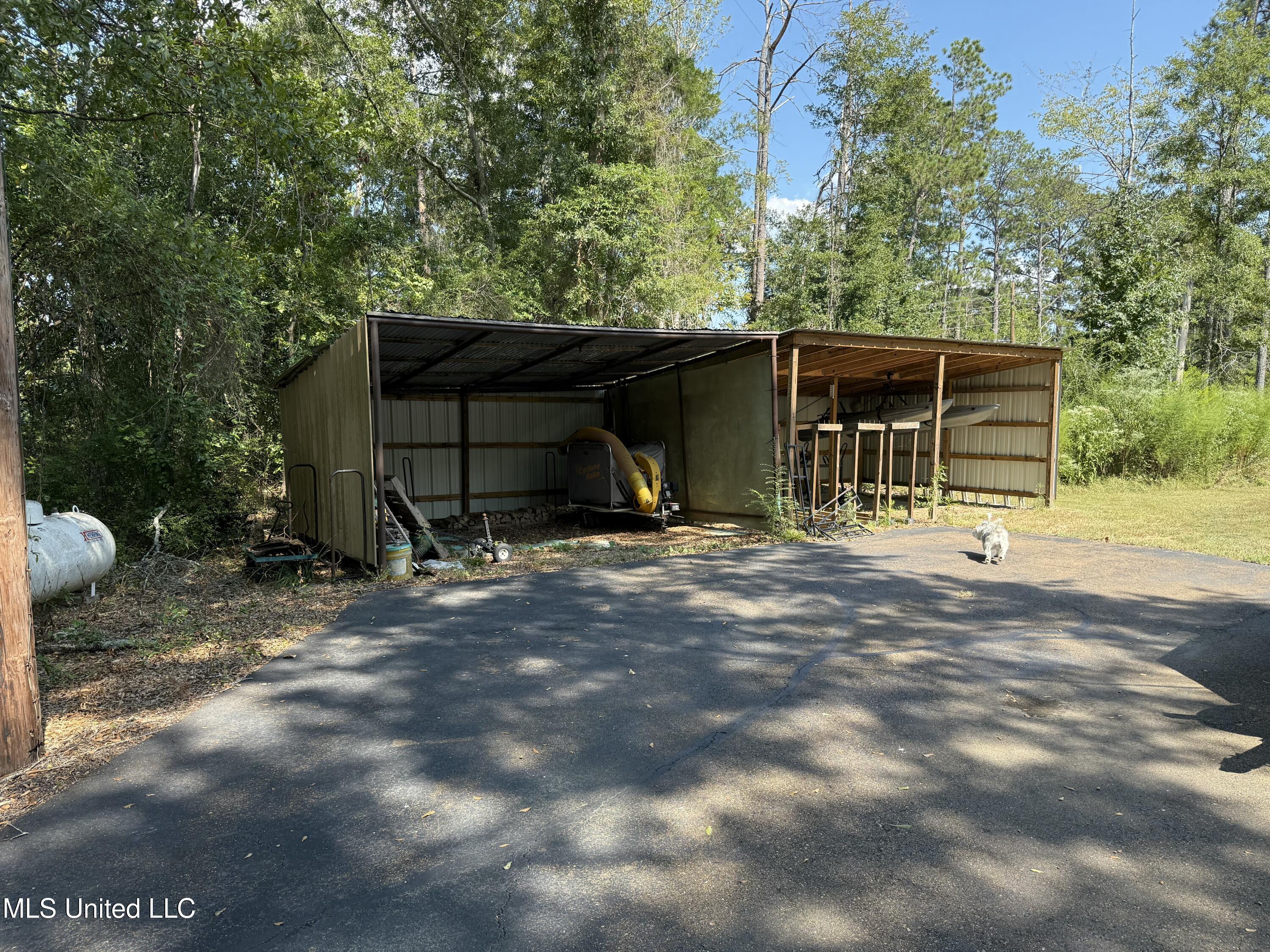 970 Greenview Trail Northeast Brookhaven, MS 39601 - Photo 30 of 36 IMG_1112
