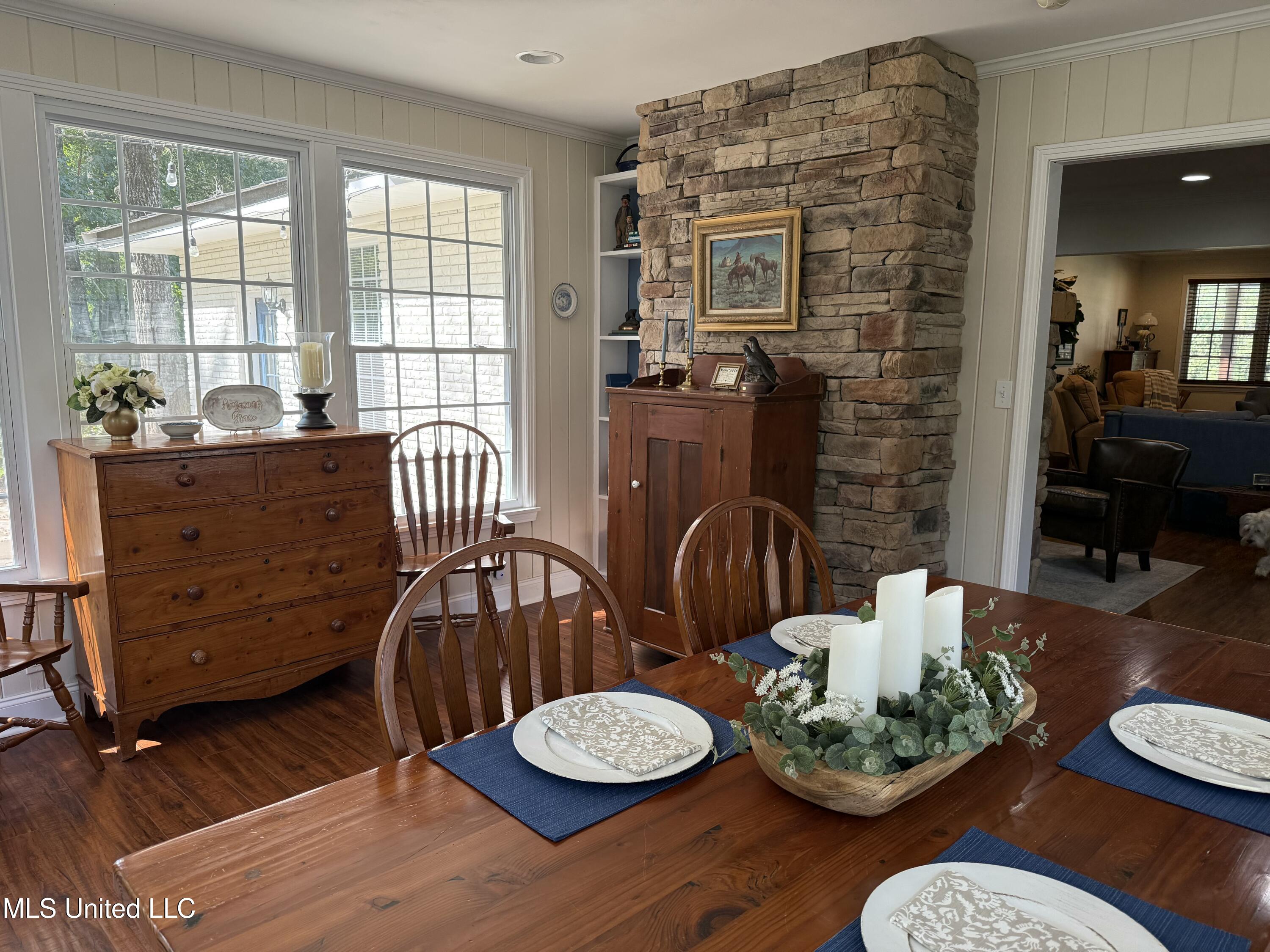 970 Greenview Trail Northeast Brookhaven, MS 39601 - Photo 8 of 36 IMG_1136