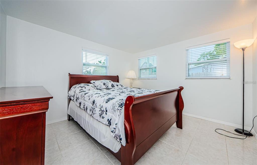 1551 Derrick Street Holiday, FL 34690 - Photo 25 of 34