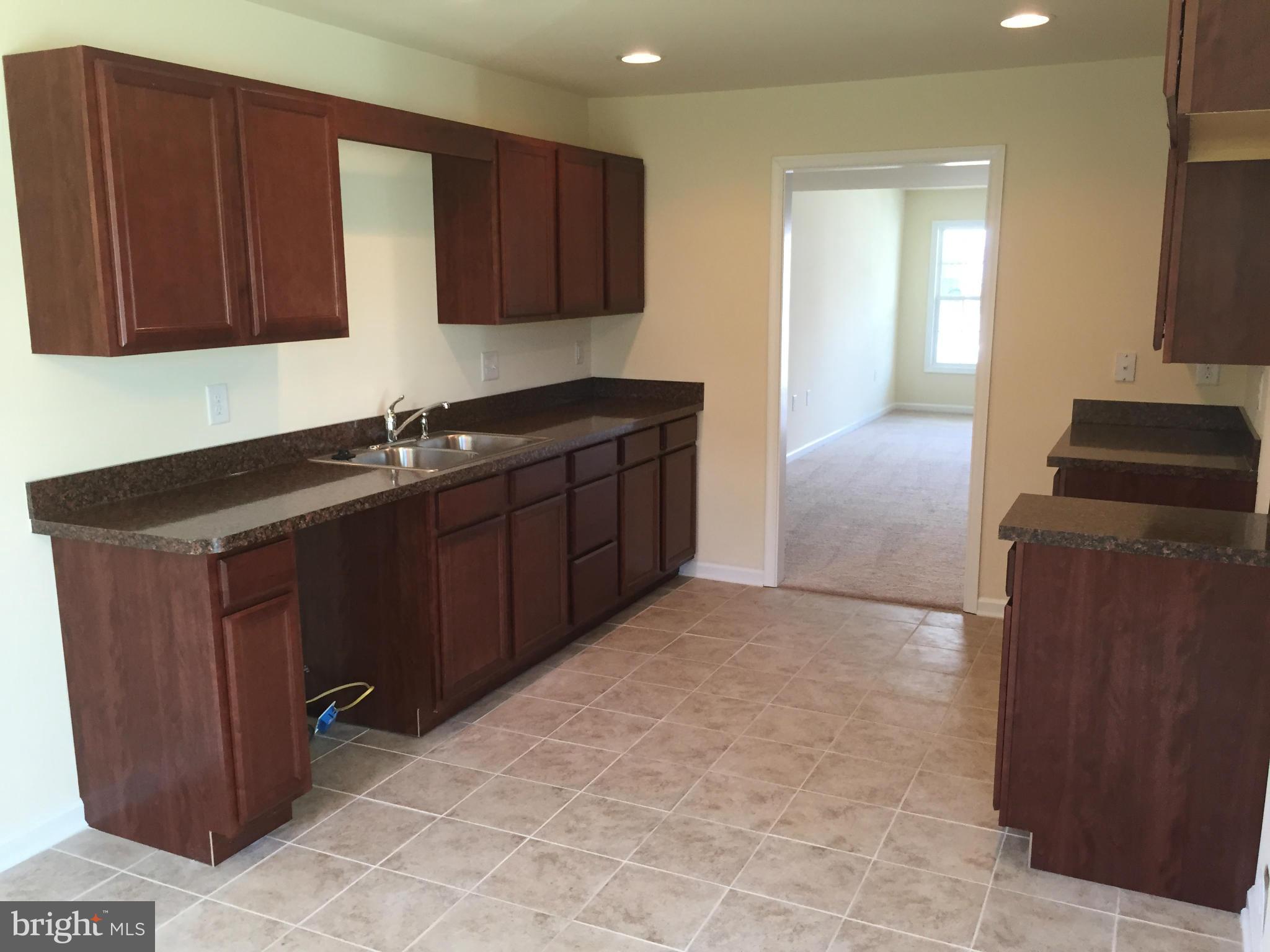 39 Montague Way Inwood, WV 25428 - Photo 2 of 19 Kitchen