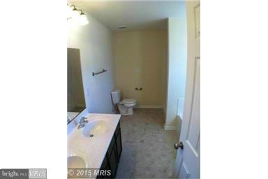 39 Montague Way Inwood, WV 25428 - Photo 11 of 19 Bath (Master)