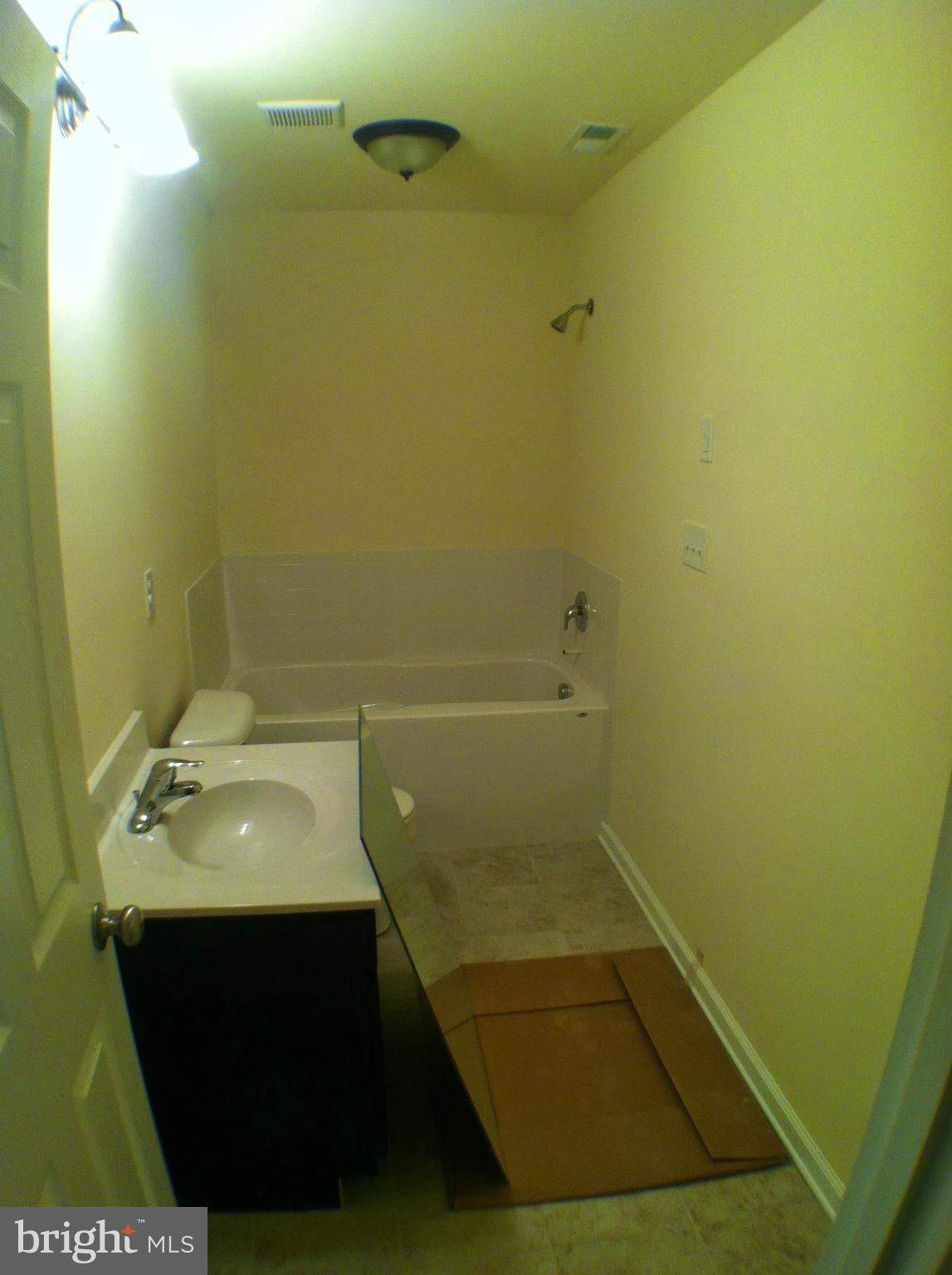 39 Montague Way Inwood, WV 25428 - Photo 12 of 19 Bath
