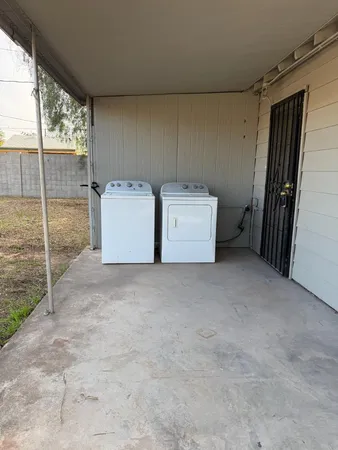 $1,945 | 3422 East Taylor Street, Phoenix, AZ 85008