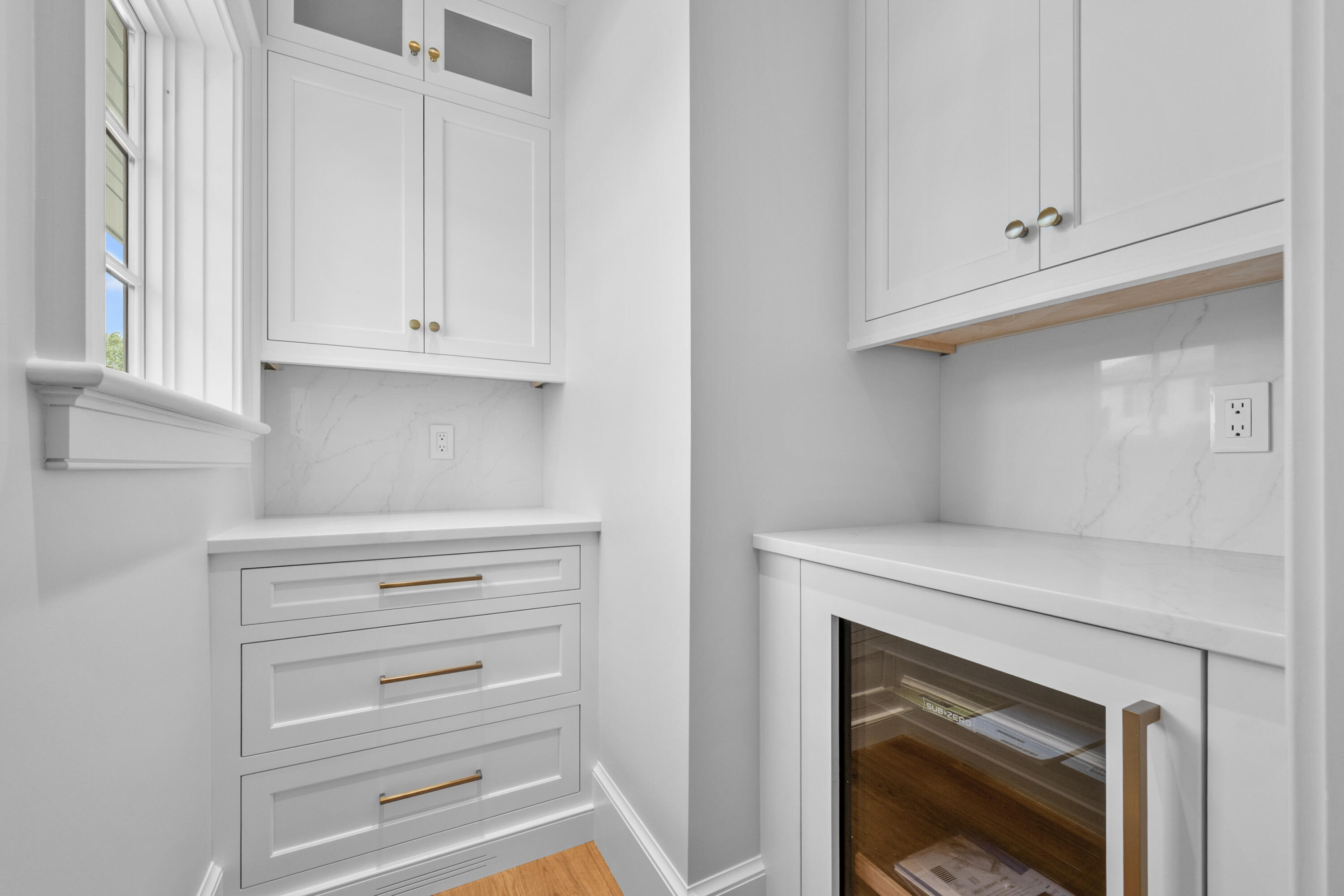 287 Cedar Street Chatham, MA 02633 - Photo 19 of 63 Butler's Pantry