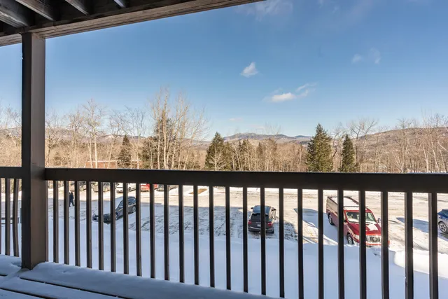 $725,000 | 23 White Cap Village Road, Unit A202/203, Newry, ME 04261