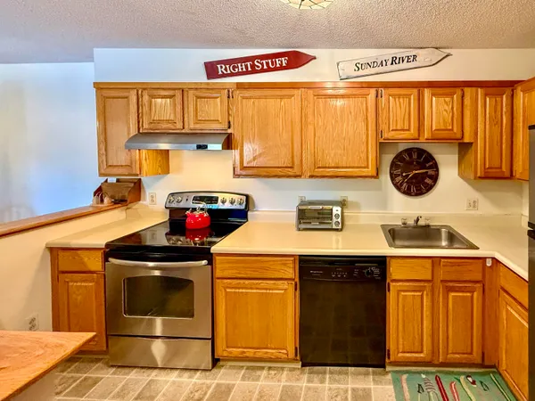 $695,000 | 23 White Cap Village Road, Unit A202/203, Newry, ME 04261