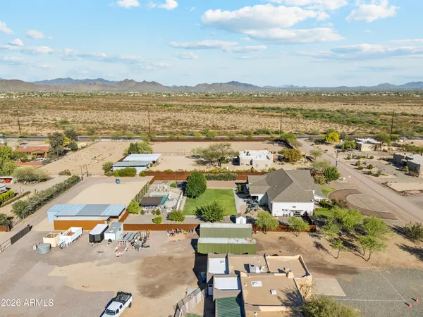 $1,340,000 | 716 West Maddock Road, Phoenix, AZ 85086