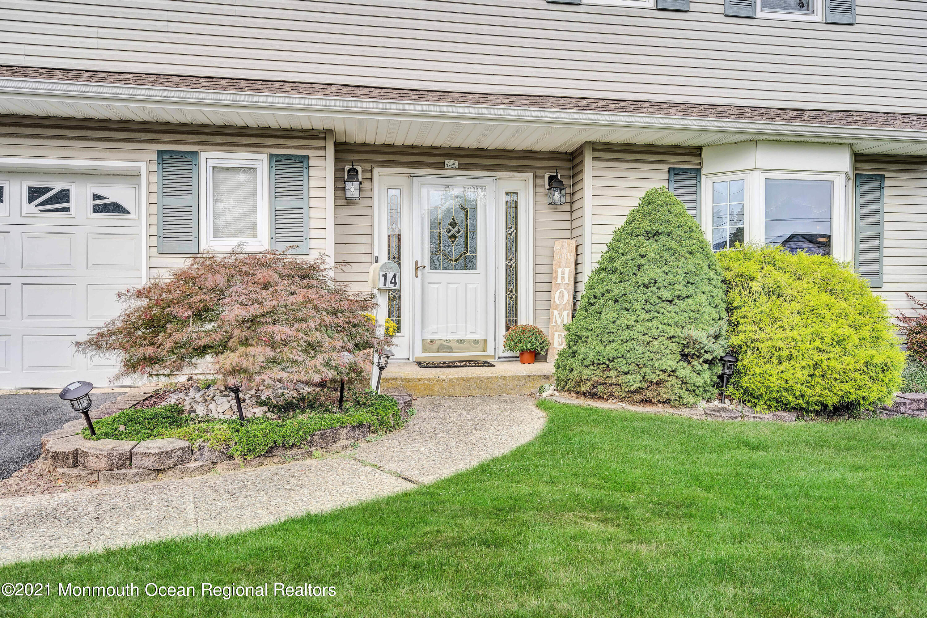 14 Tralee Road Hazlet, NJ 07730 - Photo 2 of 20 007_dsc01255_1