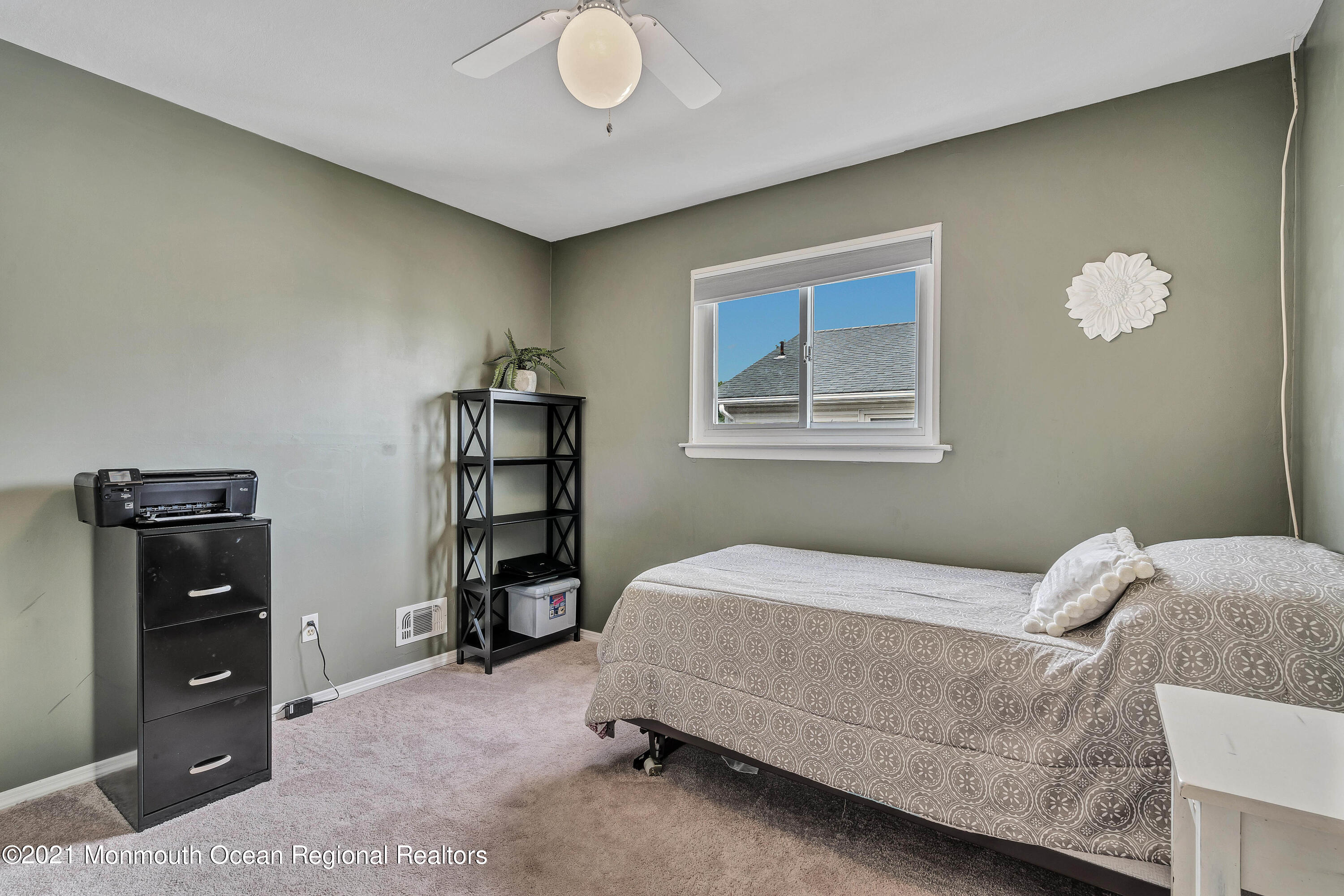 14 Tralee Road Hazlet, NJ 07730 - Photo 16 of 20 033_dsc01405