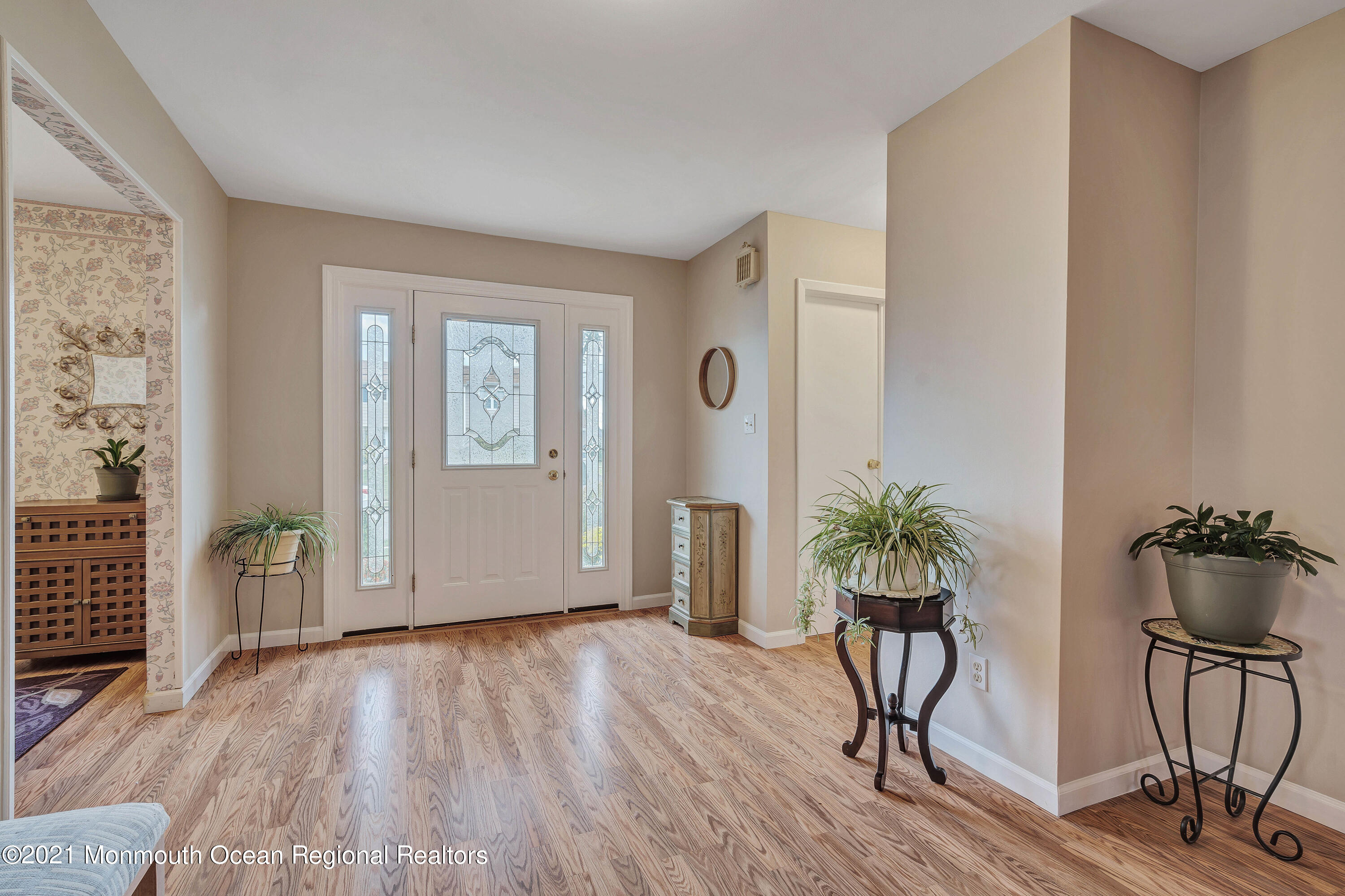 14 Tralee Road Hazlet, NJ 07730 - Photo 3 of 20 008_dsc01285