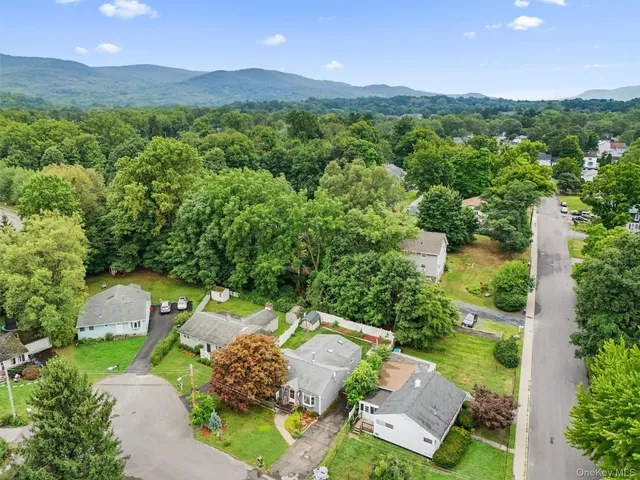 $455,000 | 17 Perry Road, Cornwall, NY 12518