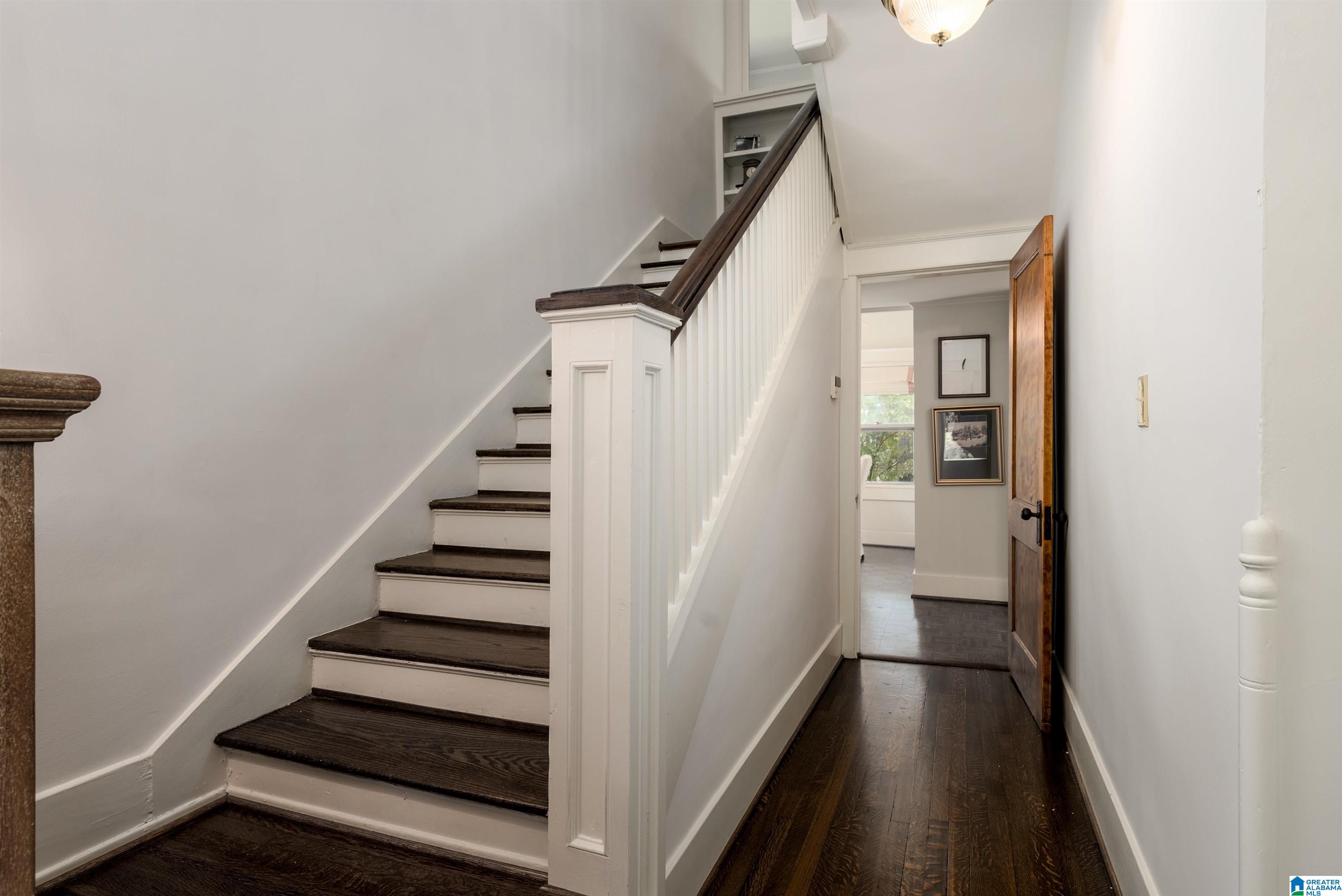 2812 Rhodes Circle South Birmingham, AL 35205 - Photo 28 of 55