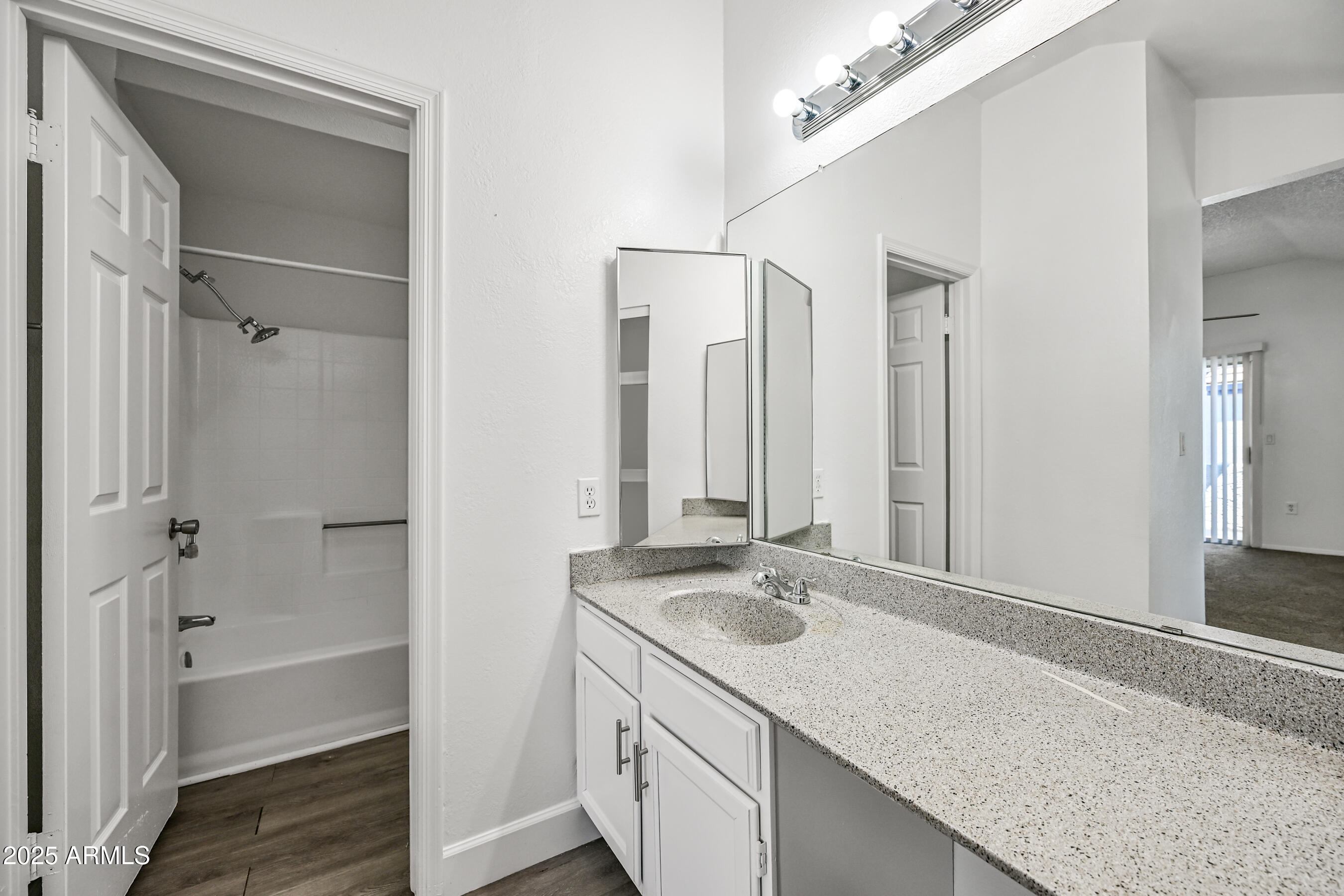 1331 West Baseline Road, Unit 219 Mesa, AZ 85202 - Photo 22 of 30 22-1331WBR219-ocupix