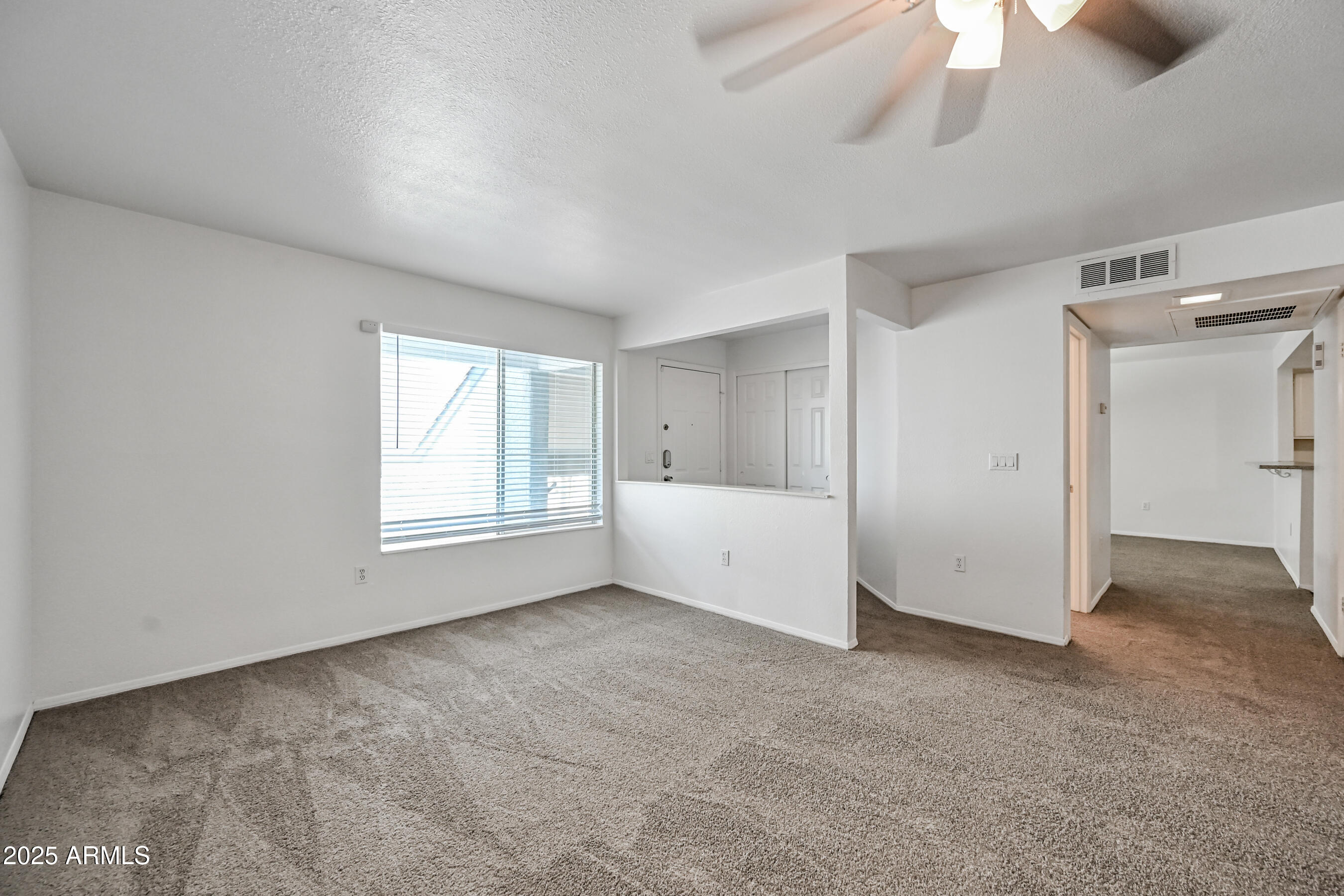 1331 West Baseline Road, Unit 219 Mesa, AZ 85202 - Photo 6 of 30 5-1331WBR219-ocupix