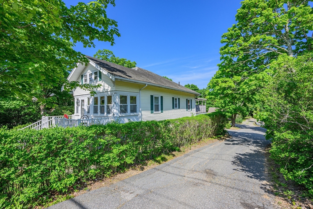 88 Route 6A Orleans, MA 02653 - Photo 10 of 27
