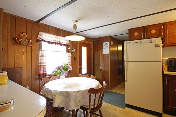 54 Acadia Road Gardner, MA 01440 - Photo 3 of 8 Gallery Image 3