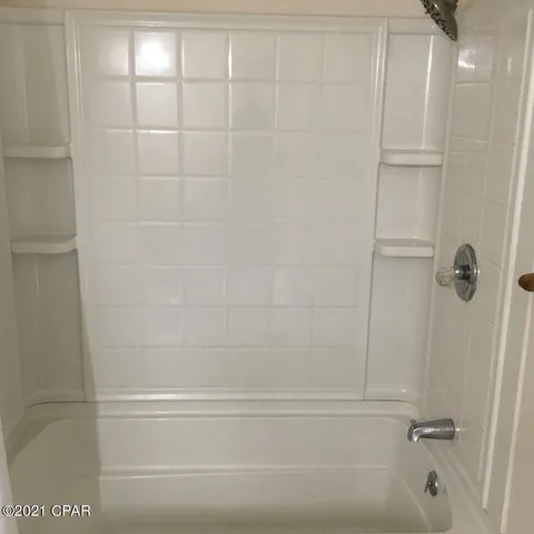 $1,650 | 1025 West 19th Street, Unit 16C, Panama City, FL 32405