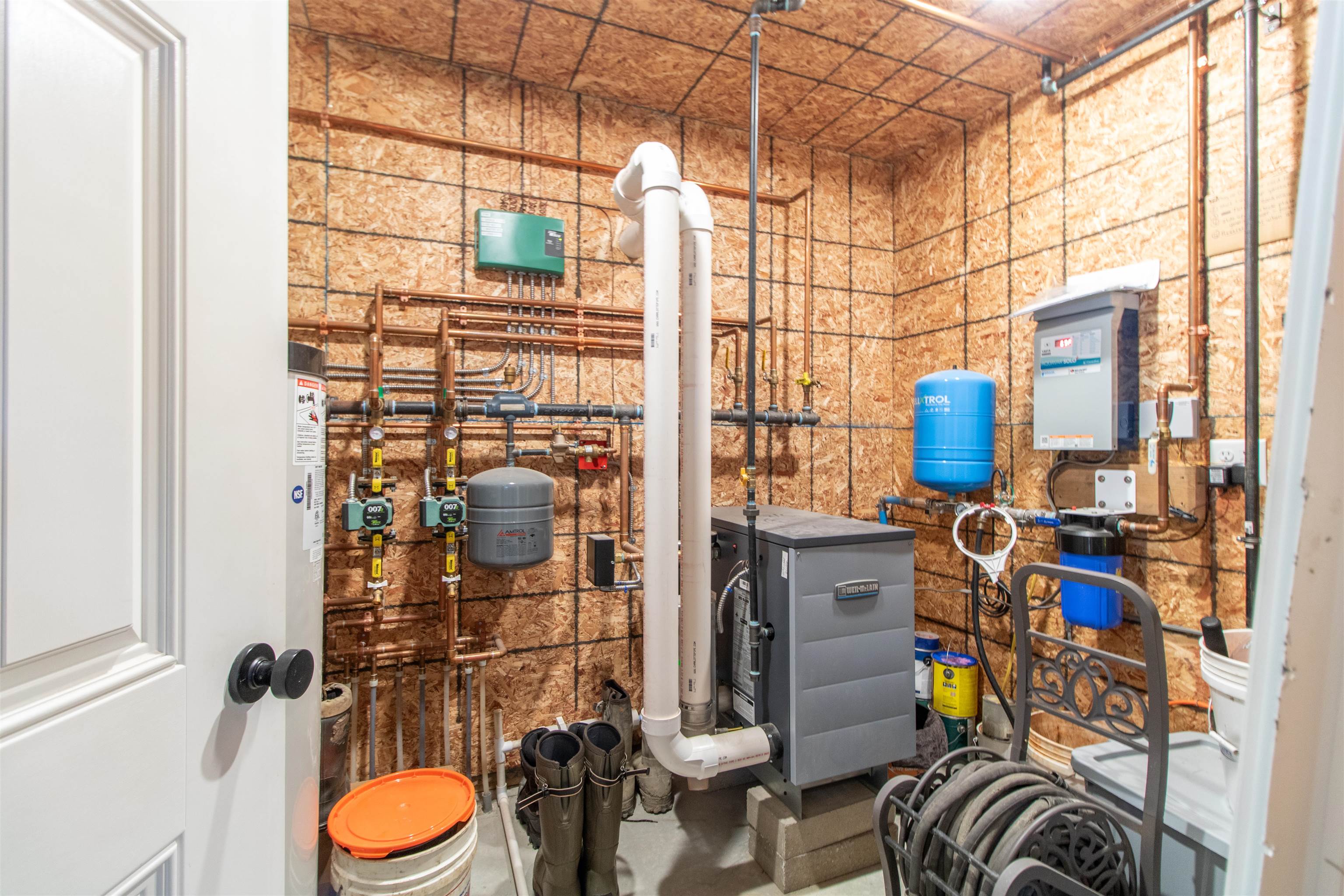 2765 Loop Road Troy, VT 05859 - Photo 34 of 60